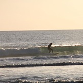 Lefty on a Sunday Arvo surf, Secret Harbour