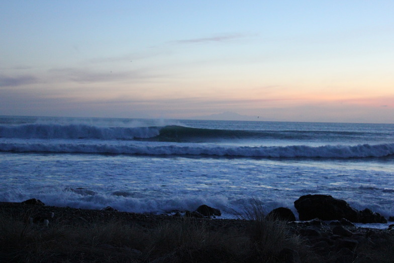 Ning Nong Point and Reef surf break