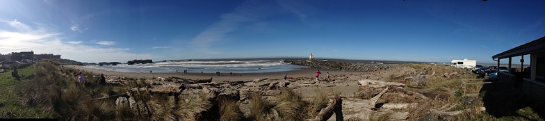 South Jetty: Coquille river mouth lighthouse, Bandon Beaches