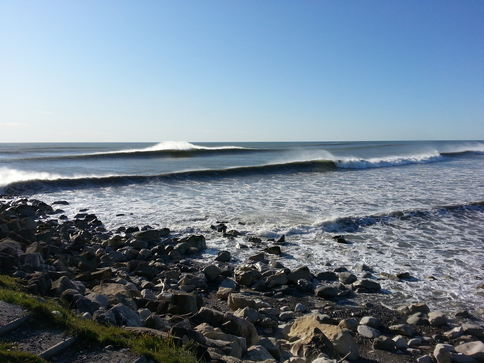 Spring time, Cobden Breakwater