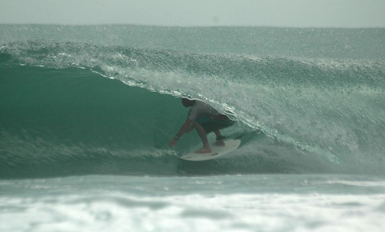 Lajinha surf break