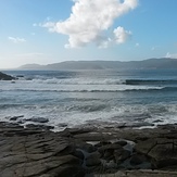 Cala de Aguieira, tuesday 6/10/15 west swell 3.5 mts at 14 seconds, strong south winds weren't bothering here, Playa Aguieira