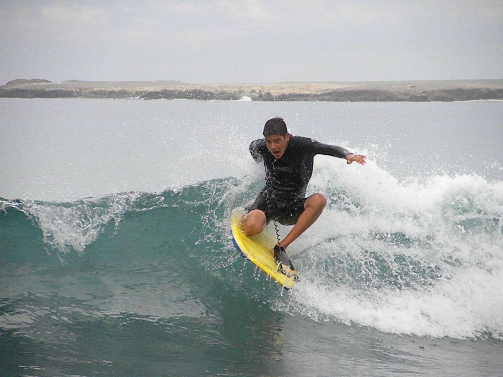 ALGO BIEN, Asuncion Bay