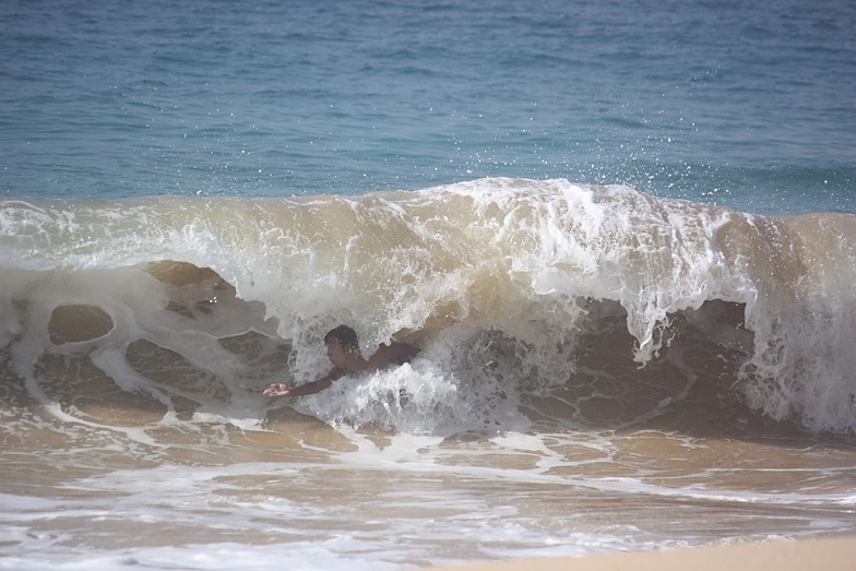 Hao going big, Baldwin Beach Park