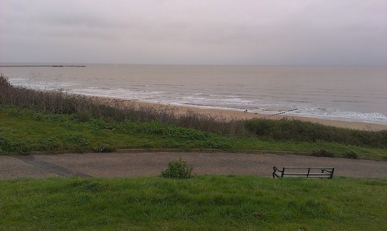 Walton surf south of pier - NE wind, mid-October, Walton-On-The-Naze