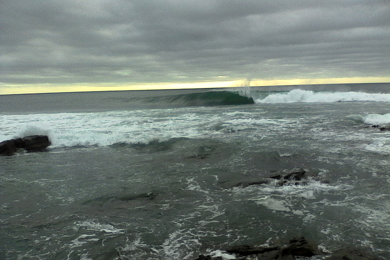 Queensbury doing its thing., Queensberry Bay