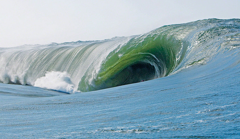 Big surf by Jake Edwards, Fingal Bay