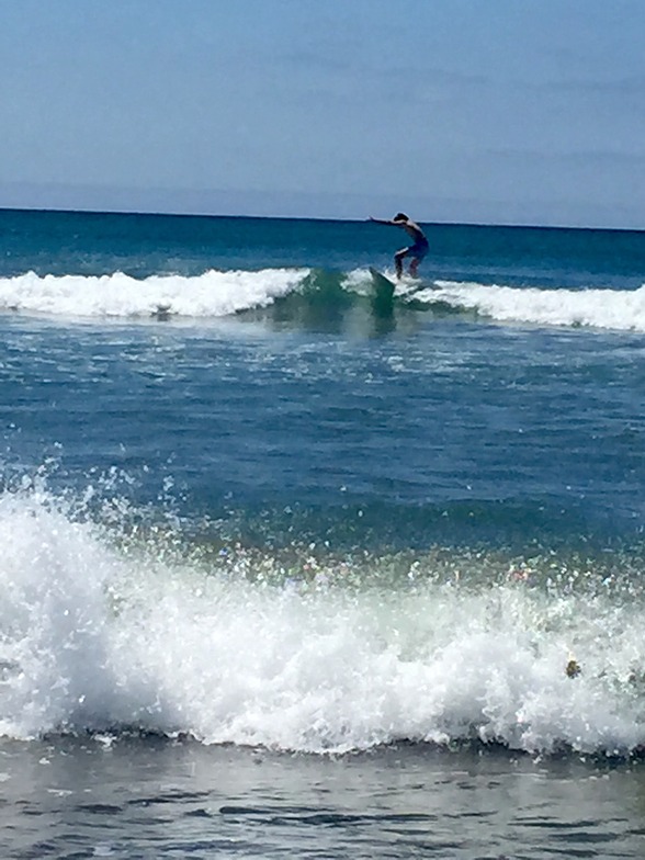 Fun waves, Waihi Beach