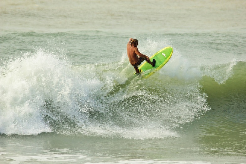 Point break under Jesus, Vung Tau (Back Beach)