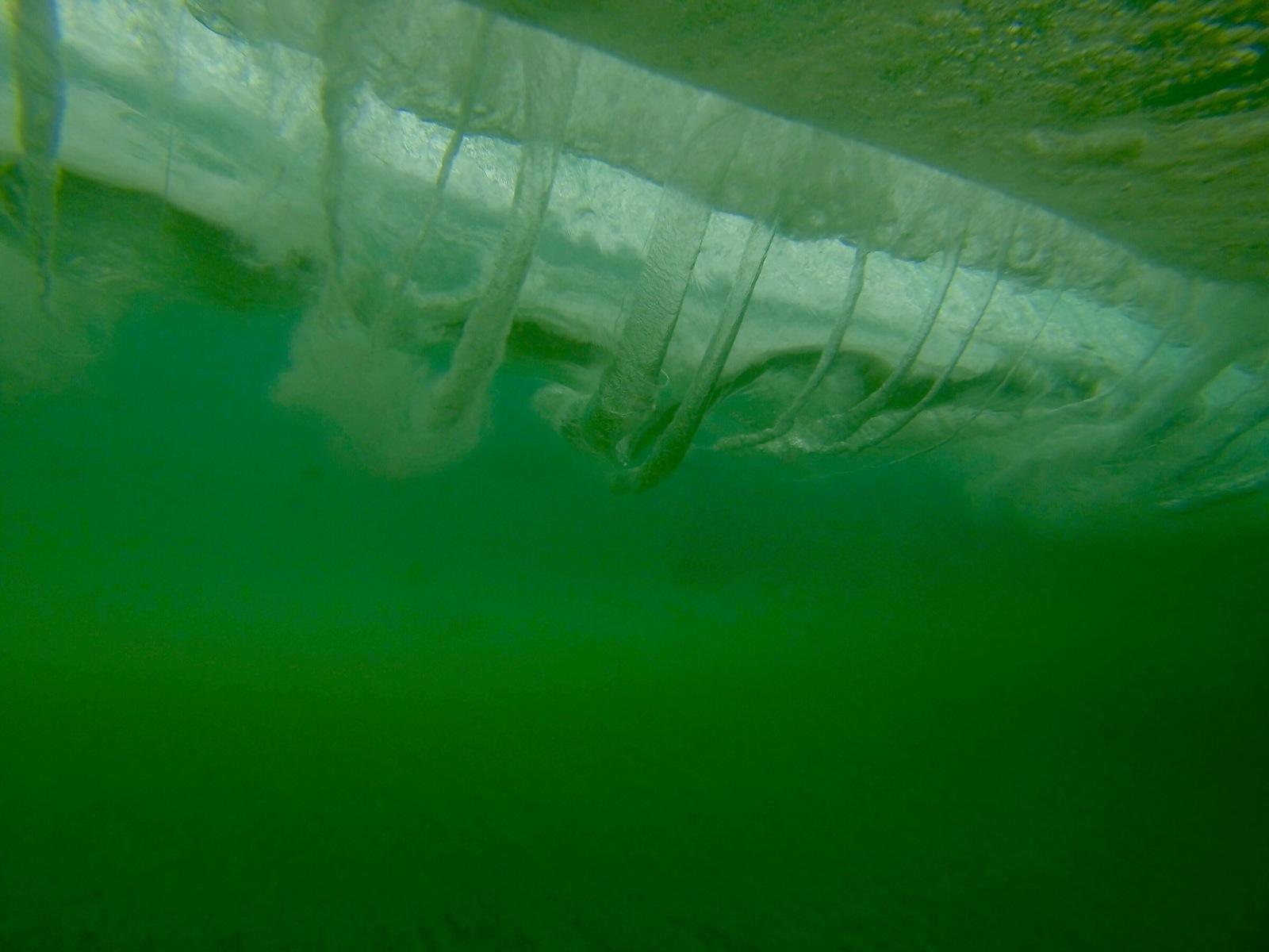 Under Leighton, Leighton Beach