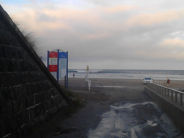 Downhill, 2 ft offshore December day