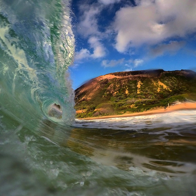 Rambo's barrel, Sandy Beach