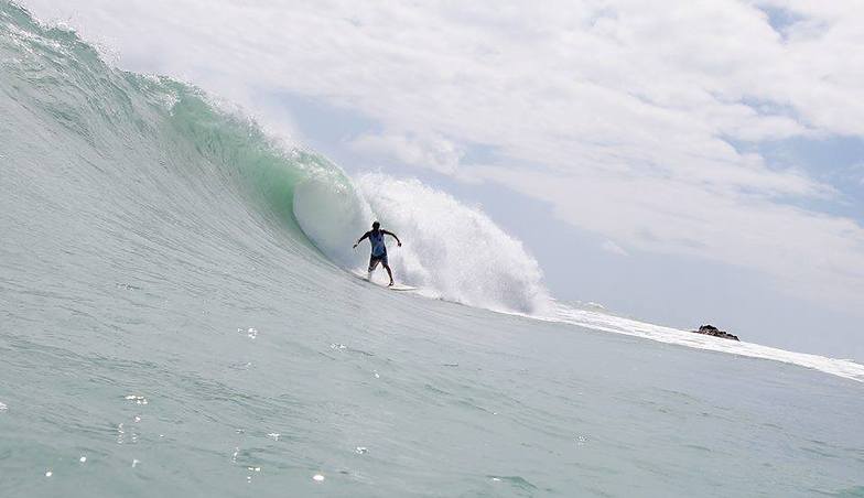 Surfer - Mauro Isola, Lajinha