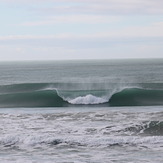 A Frame delux, Wainui Beach - Schools