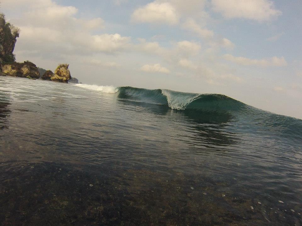Glassy and shallow, Padang Padang