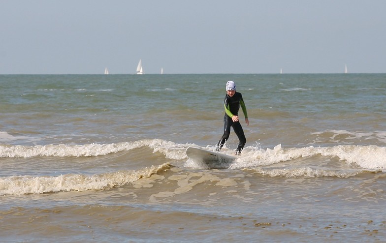Oostduinkerke surf break