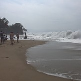 Heavy pounding waves all day, Puerto Vallarta Rivermouth