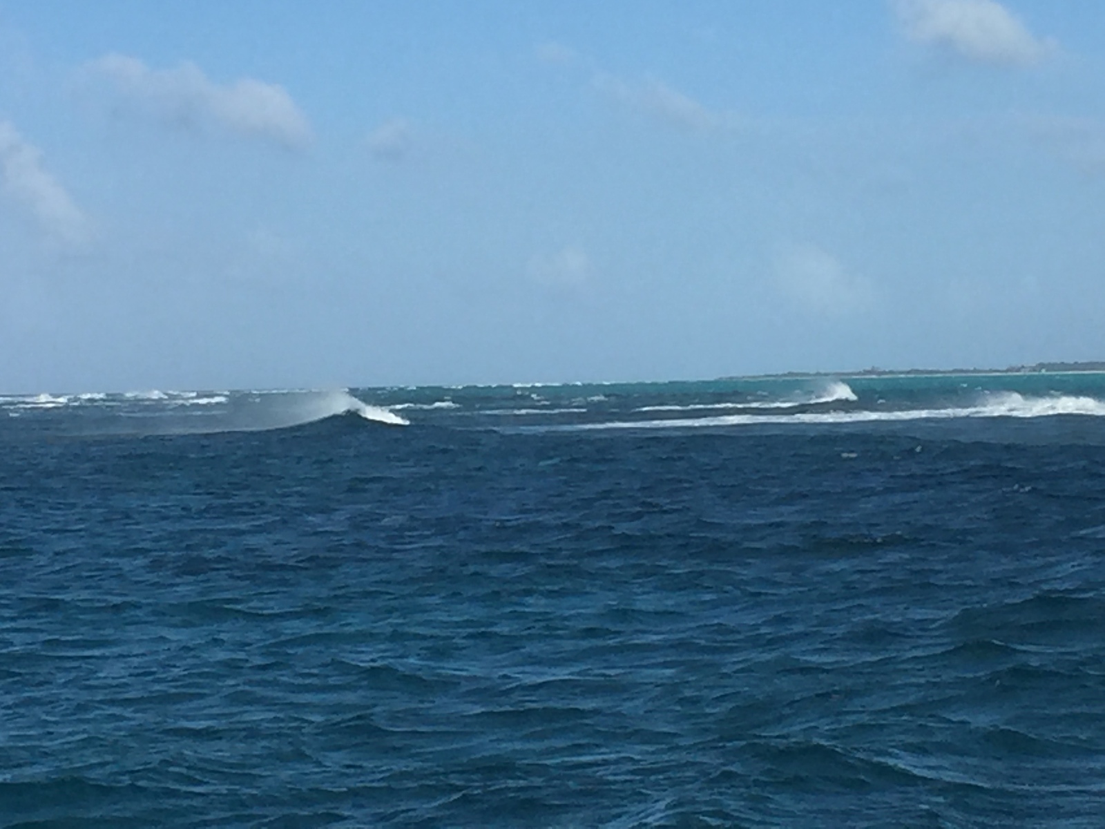 Fort George Cut Northerly swell SE wind, Fort George Cut (Pine Cay)