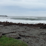 3ft and high tide, Cobden Beach