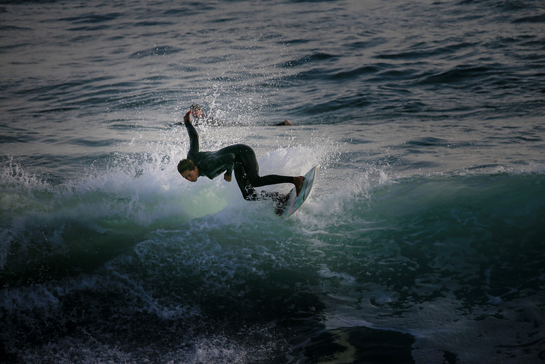 Nice surfing, Oceanside Pier