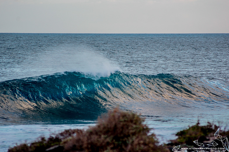 Jameos del Agua surf break