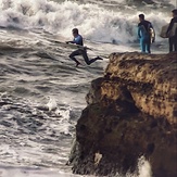 Salto desde la punta del Espigón, Espigon