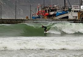 Hout Bay Surf Photo by Callum Seha 9 26 am 21 Jun 2016