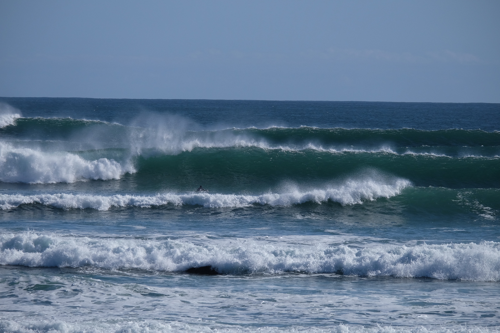 Overhead sets, Wharariki Beach