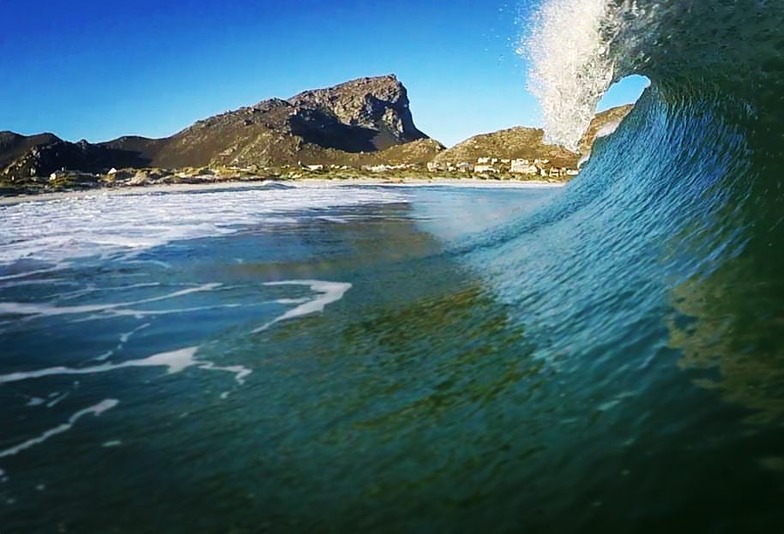 Steffan pulling into a typical Pringles closeout, Pringle Bay