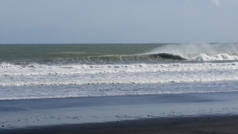 Mad offshore, Fitzroy Beach