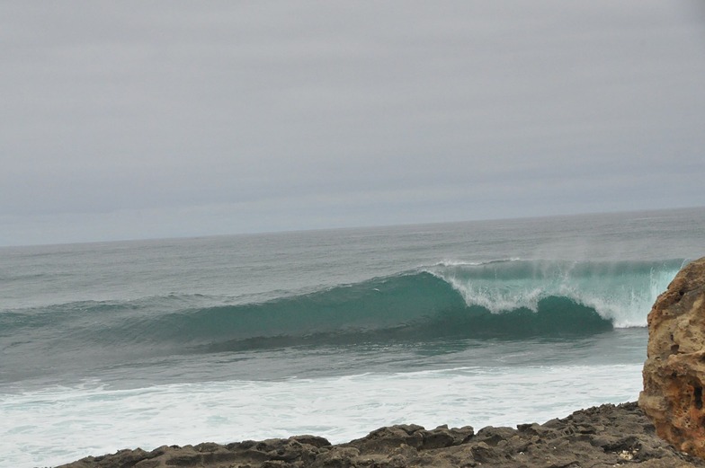 The Well surf break