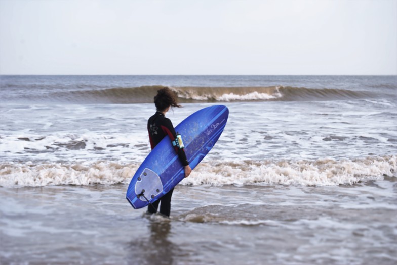 Sizing up the beach break, Walberswick