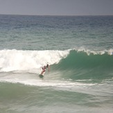 MARE ABAJO LOS POCITOS (AEROPUERTO) SURFER KALANI FLORES. 