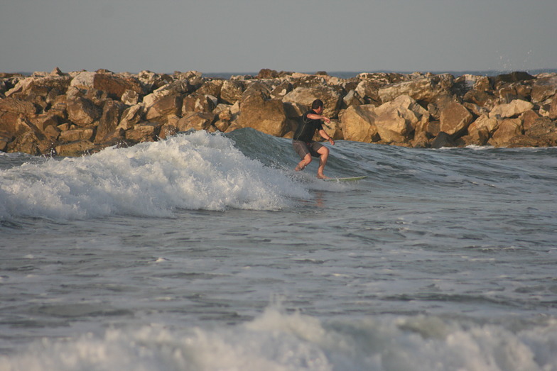 apurando, Puerto Cabopino