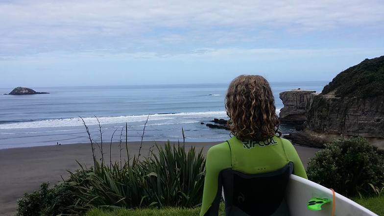 Fantastic surf day, Maori Bay