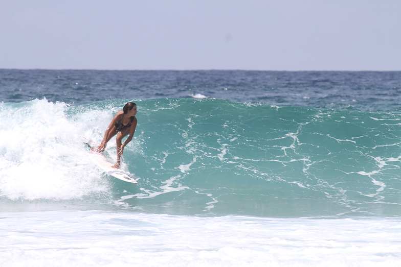 Playon surf break