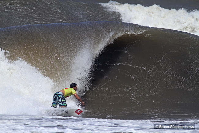 Maria Chiquita Surf Photo By Bruno Sanchez Laws 7 53 Pm 10