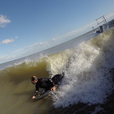 A clean Walton wave, Walton-On-The-Naze