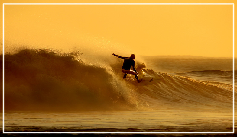 Alkantstrand surf break