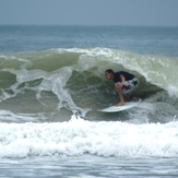 Local surffer, Praia de Palmas