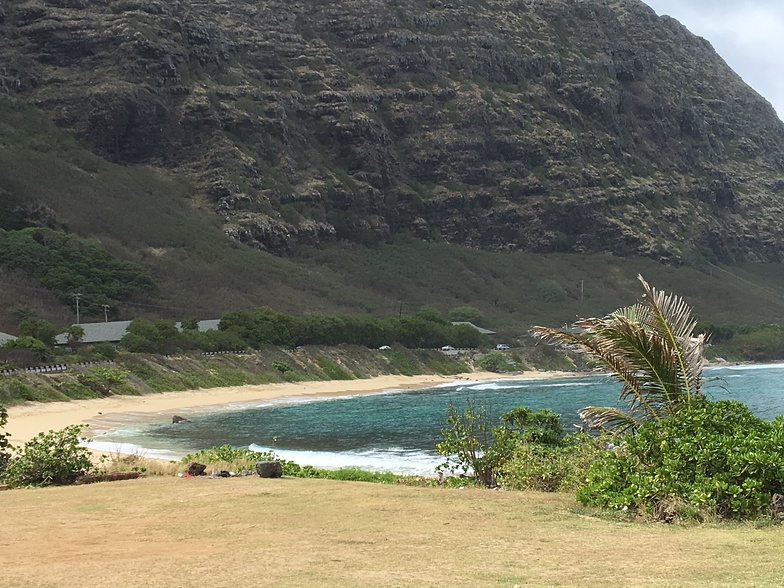 Waimanalo surf break