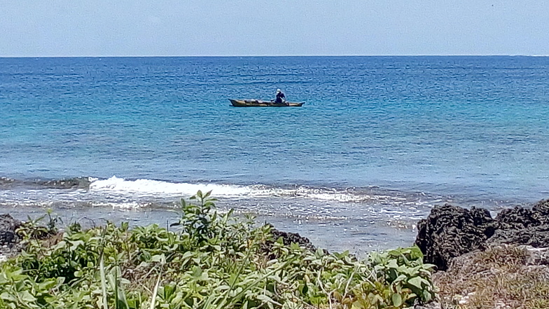 Fisherman, Teouma Bay