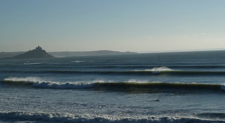 Clean surf at Penzance, Mounts Bay (Penzance)