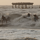 Party Wave, EL Muelle