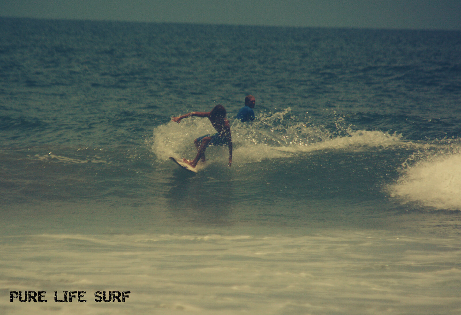 Surfing Playa Grande