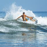 photo: Alberth Artigas, surfer: Blas Bocardo, Santa Cruz