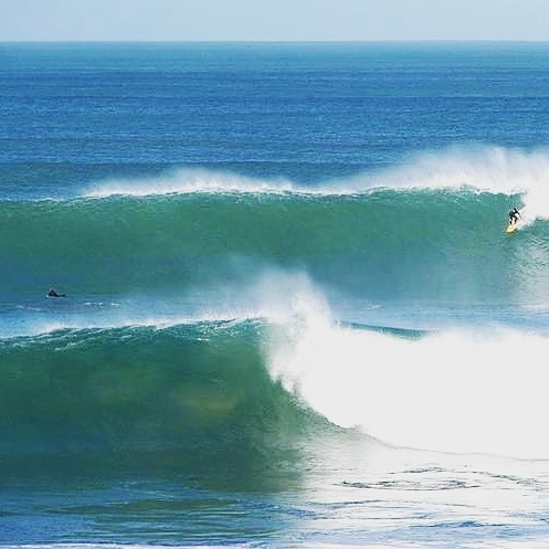 Bullies surf break