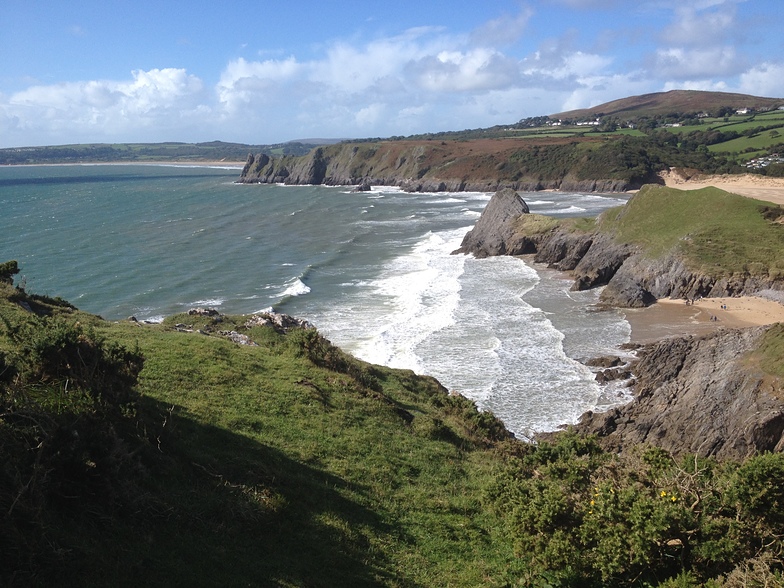 Pobbles Beach surf break