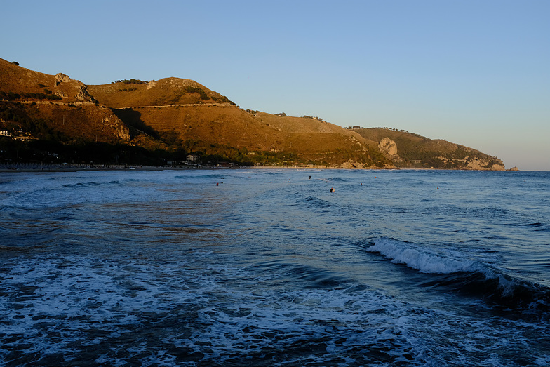 Swell in Italy West Coast, San Agostino (Gaeta)