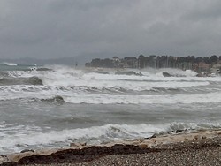 Les Lecques Surf Forecast And Surf Reports Mediterranean